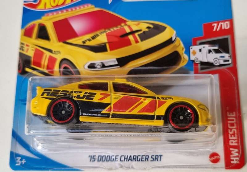 Hot Wheels 15 Dodge Charger SRT