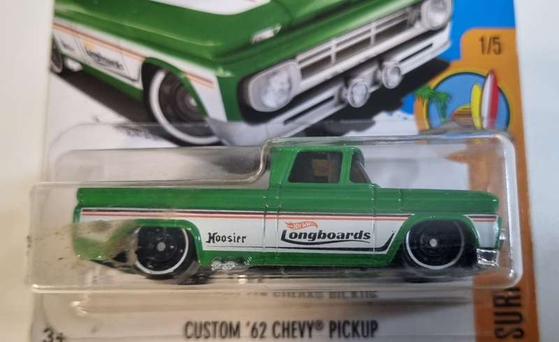 Hot Wheels Custom 62 Chevy Pickup