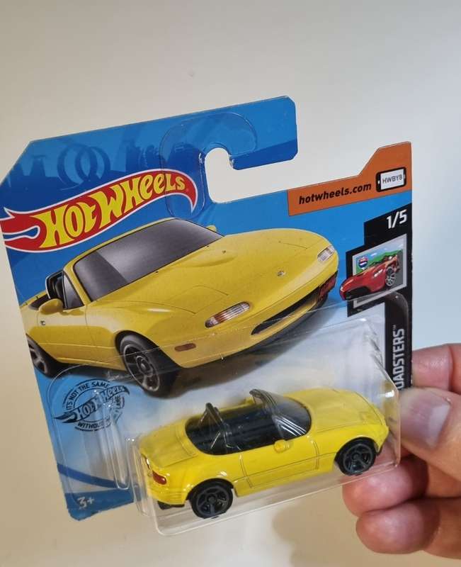 Hot Wheels 91 Mazda MX-5 Miata