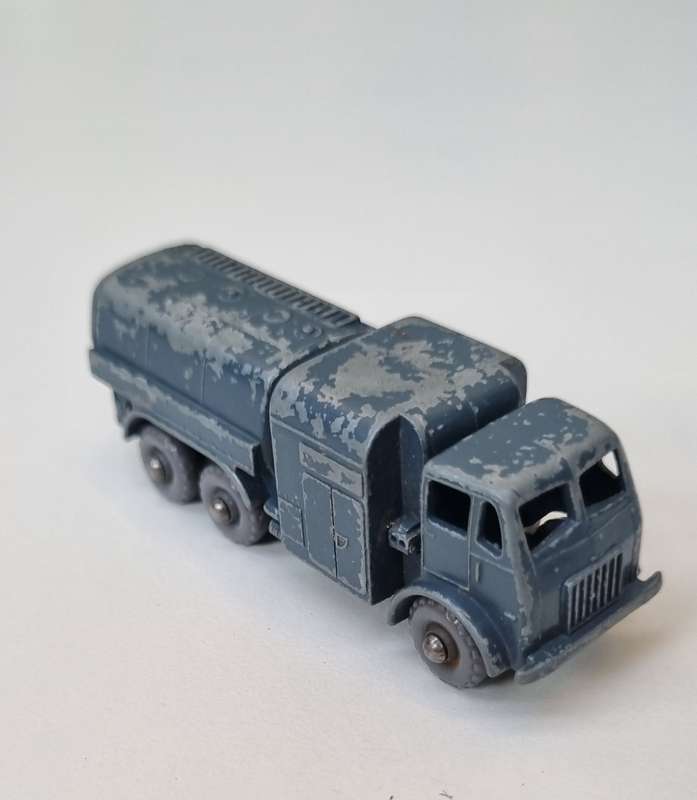 Matchbox Lesney RAF tanker #73A
