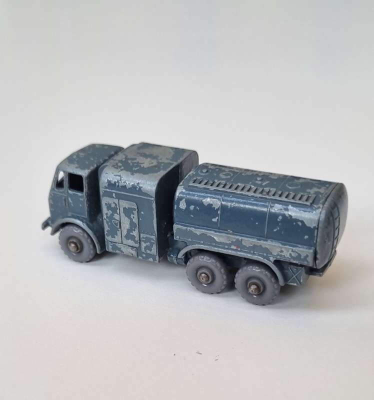 Matchbox Lesney RAF tanker #73A