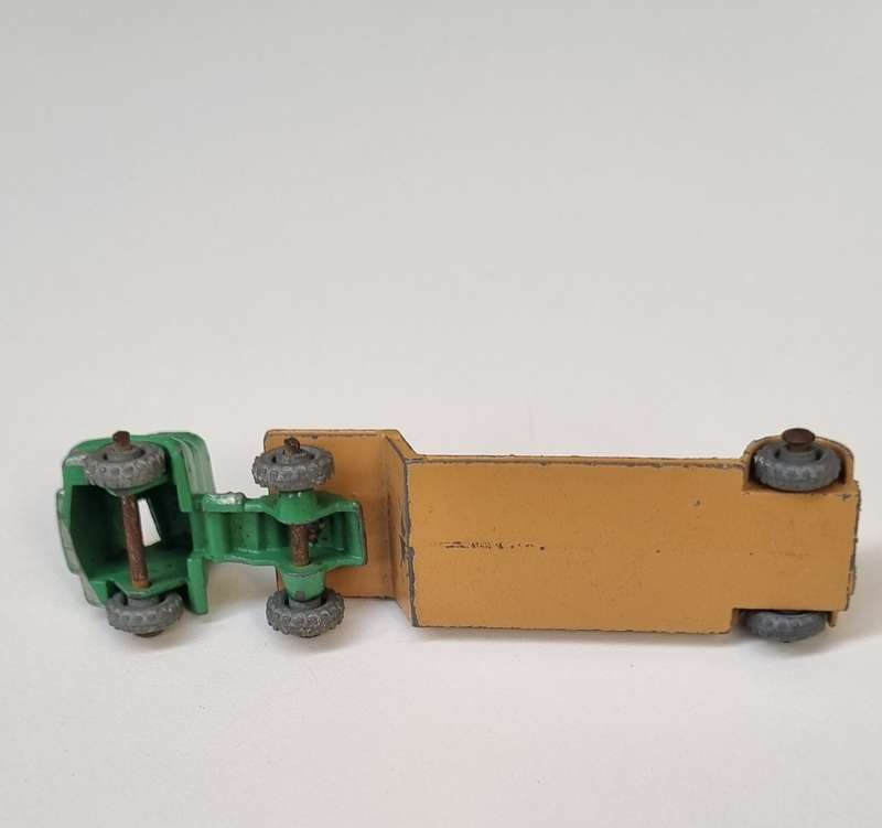 Matchbox Lesney 27A BEDFORD LOW LOADER (78MM)
