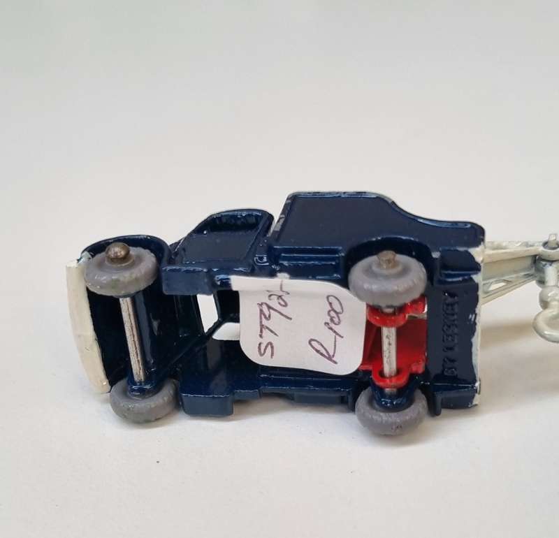 Matchbox Lesney 13B BEDFORD WRECK TRUCK Repaint