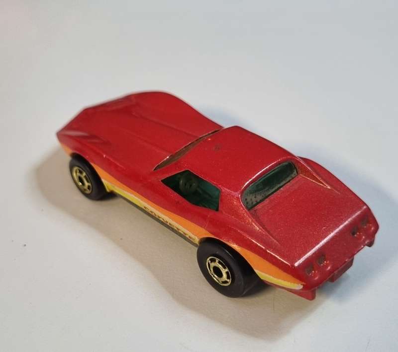 Hot Wheels Vintage Corvette Stingray