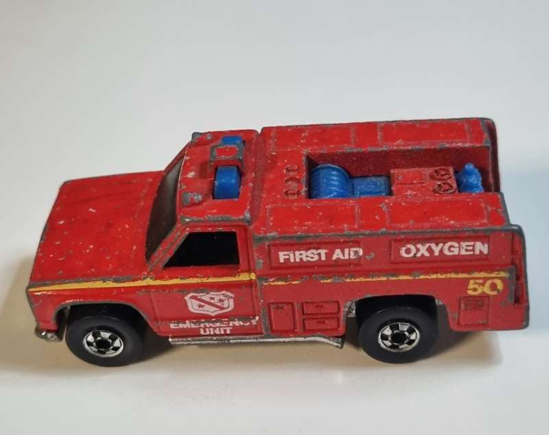 Hot Wheels Vintage 1974 Emergency Squad fire truck