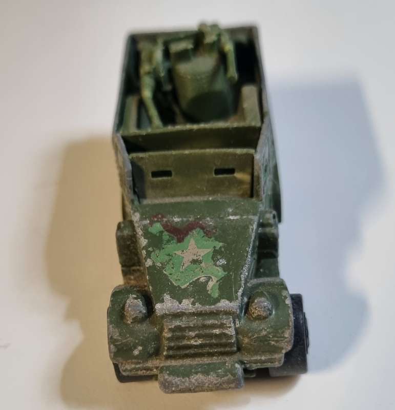 Hot Wheels Vintage 1981 Camouflage Military Green Gun Bucker Army