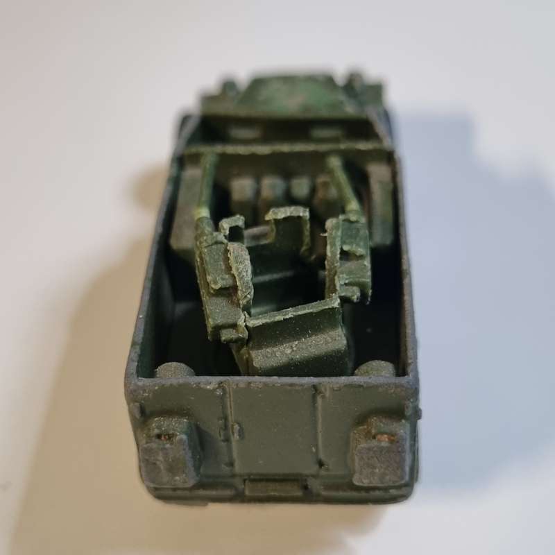 Hot Wheels Vintage 1981 Camouflage Military Green Gun Bucker Army