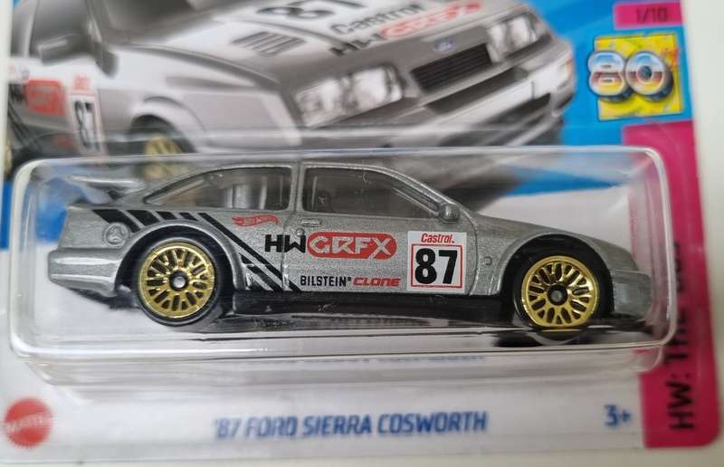 Hot Wheels 87 Ford Sierra Cosworth