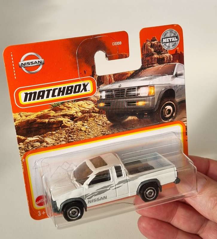 Matchbox 95 Nissan Hardbody