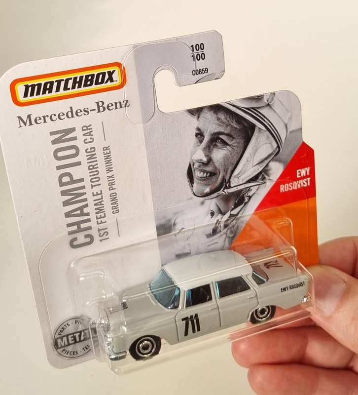 Matchbox 62 Mercedes-Benz 220 SE Sedan Ewy Rosqvist