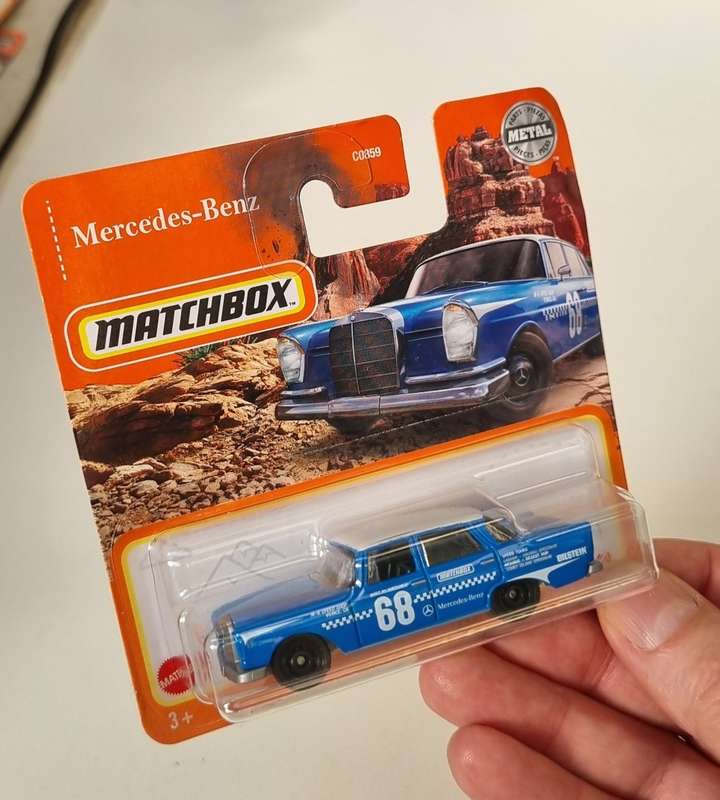 Matchbox 62 Mercedes-Benz 220 SE
