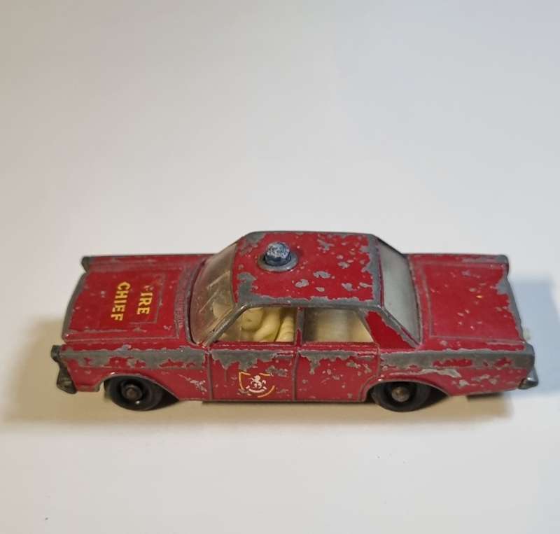 Matchbox Lesney 59C FORD GALAXIE FIRE CHIEF
