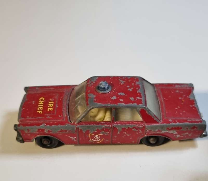 Matchbox Lesney 59C FORD GALAXIE FIRE CHIEF