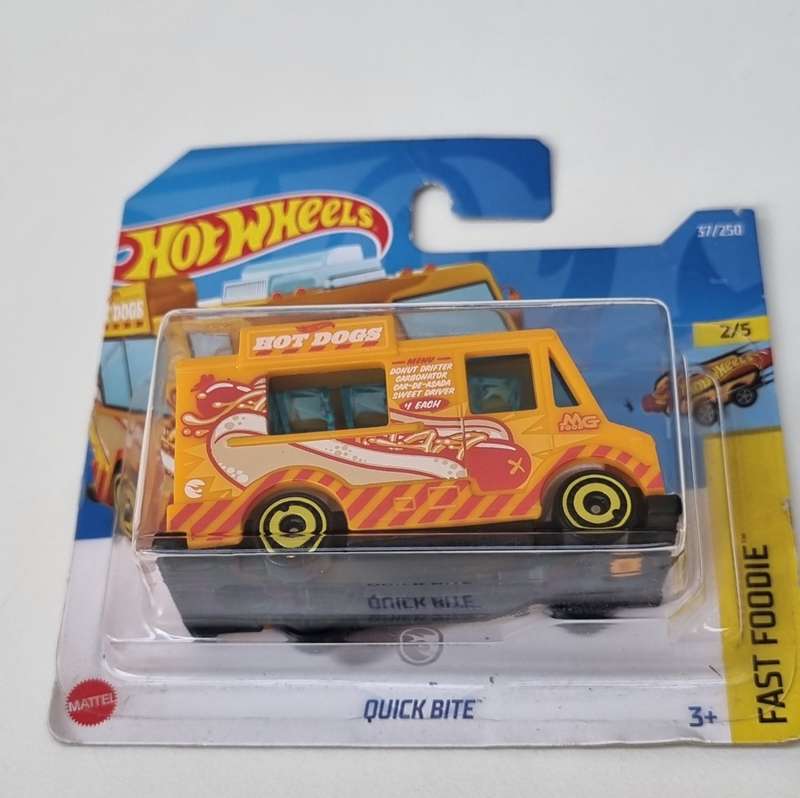 Hot Wheels Quick Bite Treasure Hunt