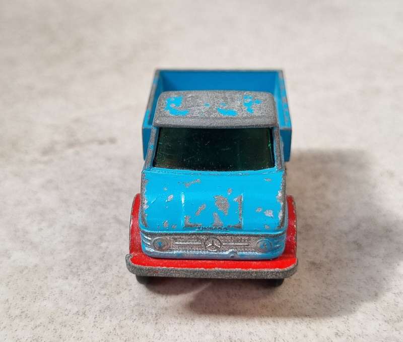 Matchbox Lesney 49b Unimog