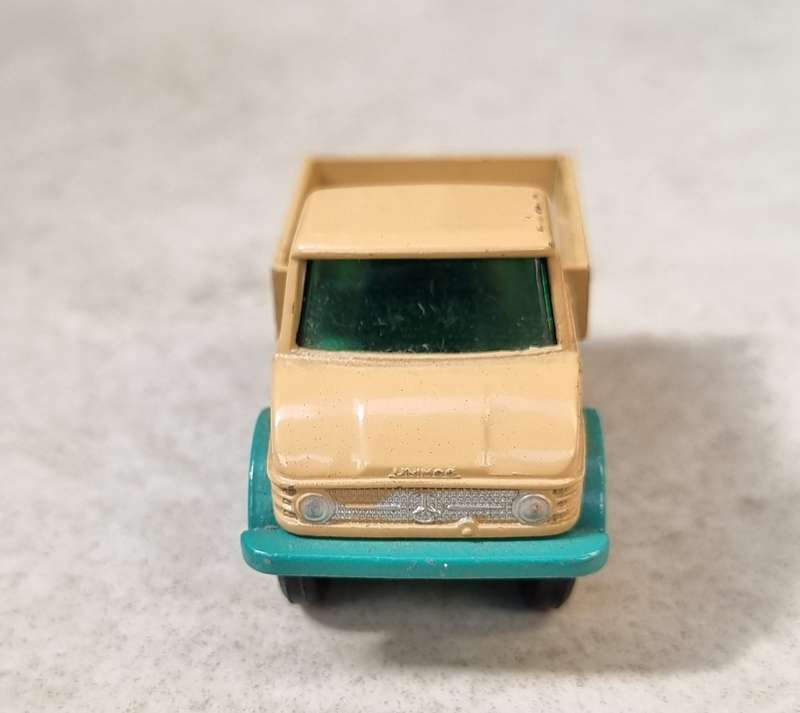 Matchbox Lesney 49b Unimog