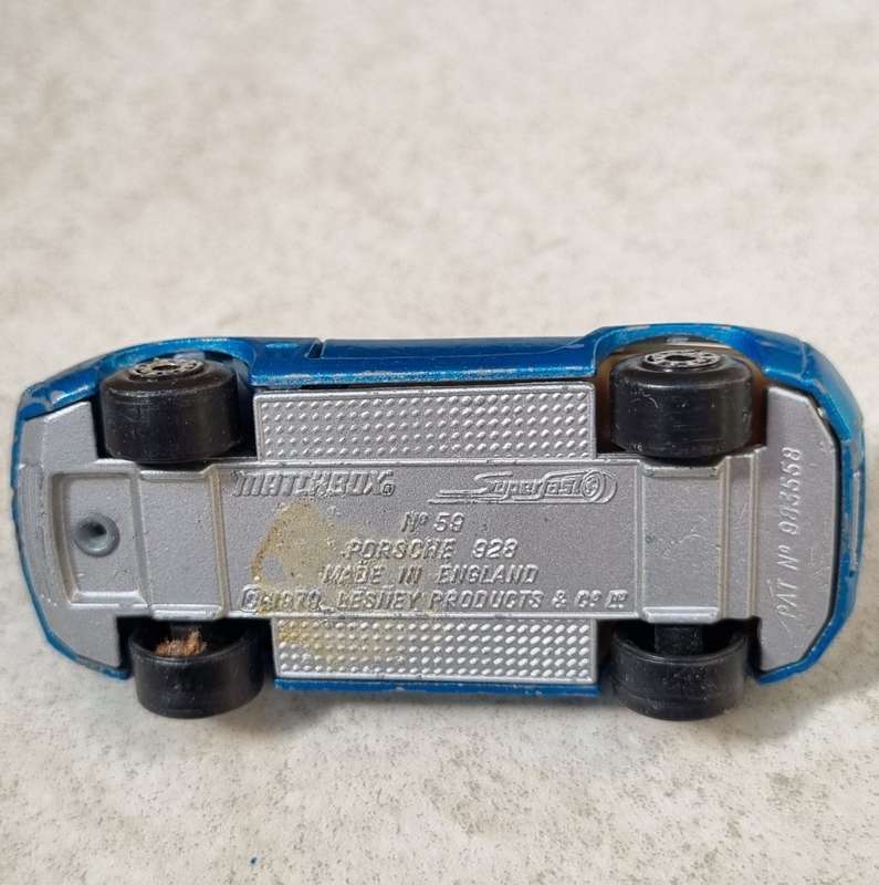 Matchbox Lesney 59F Porsche 928