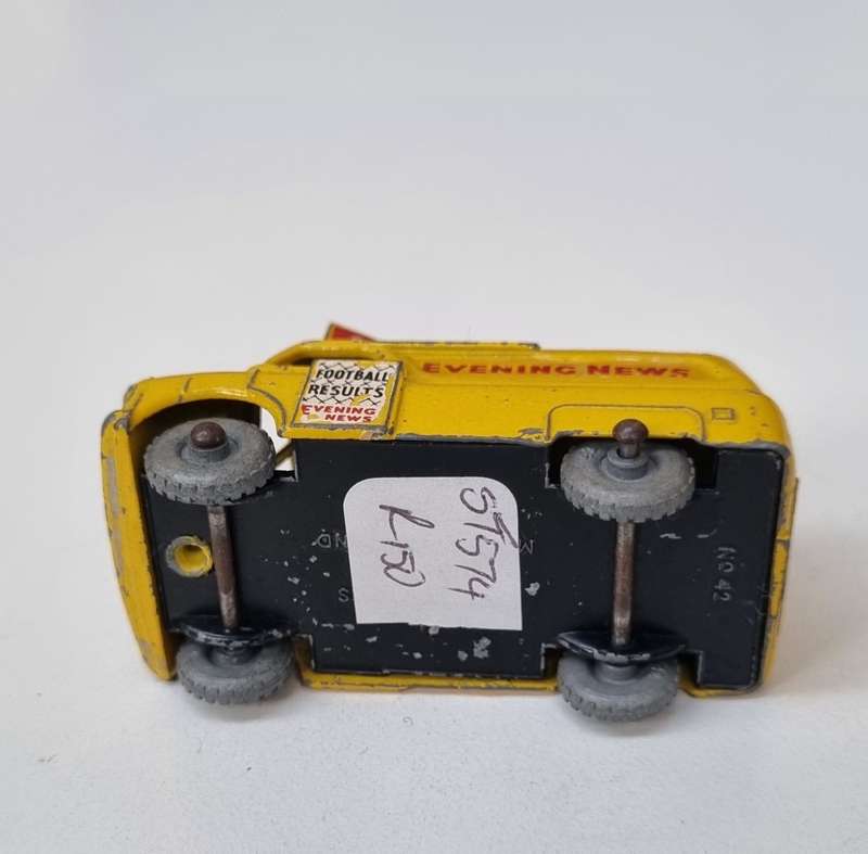 Matchbox Lesney 42A Evening News Van