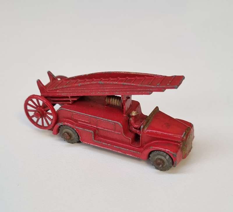 Matchbox Lesney 9a Dennis Fire Escape