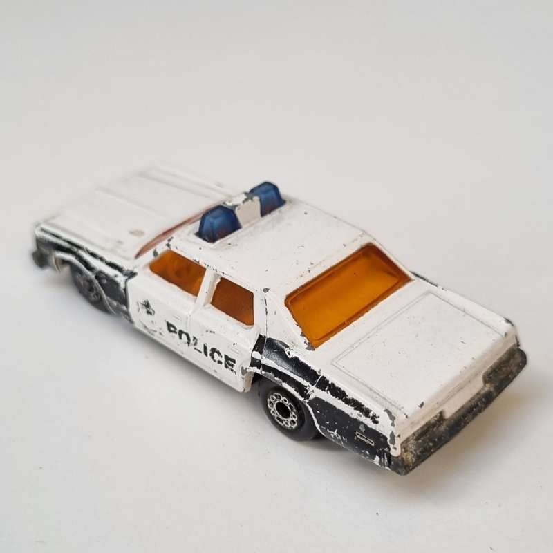 Matchbox Lesney 10f Plymouth Grand Fury Police