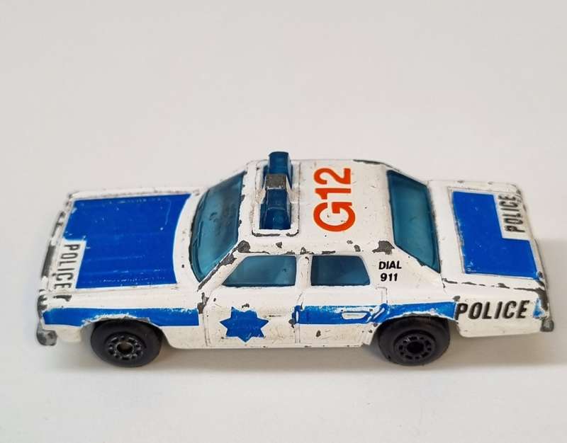 Matchbox 10f Plymouth Grand Fury Police