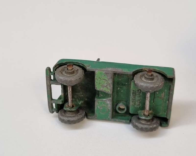 Matchbox Lesney 12a Land Rover Series I