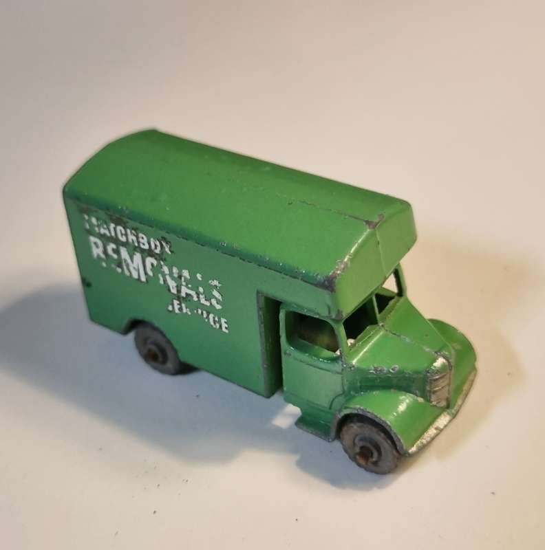 Matchbox Lesney 17a Removal Van