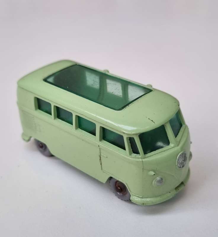 Matchbox Lesney 34B VW Caravanette