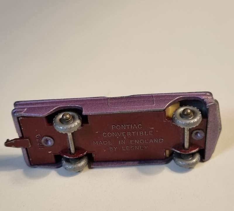 Matchbox Lesney 39B Pontiac Convertible