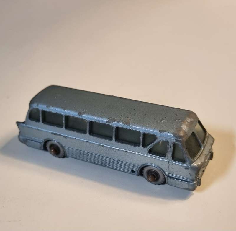 Matchbox Lesney 40B Leyland Royal Tiger Coach