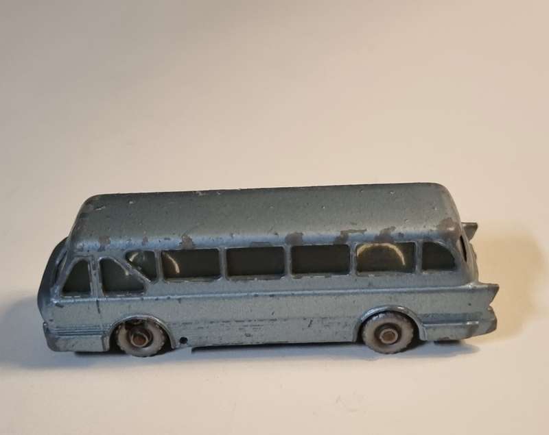 Matchbox Lesney 40B Leyland Royal Tiger Coach