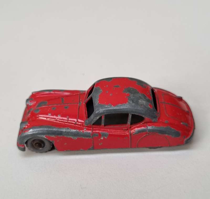 Matchbox Lesney 32A Jaguar XK140