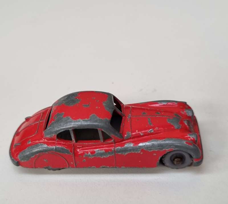 Matchbox Lesney 32A Jaguar XK140