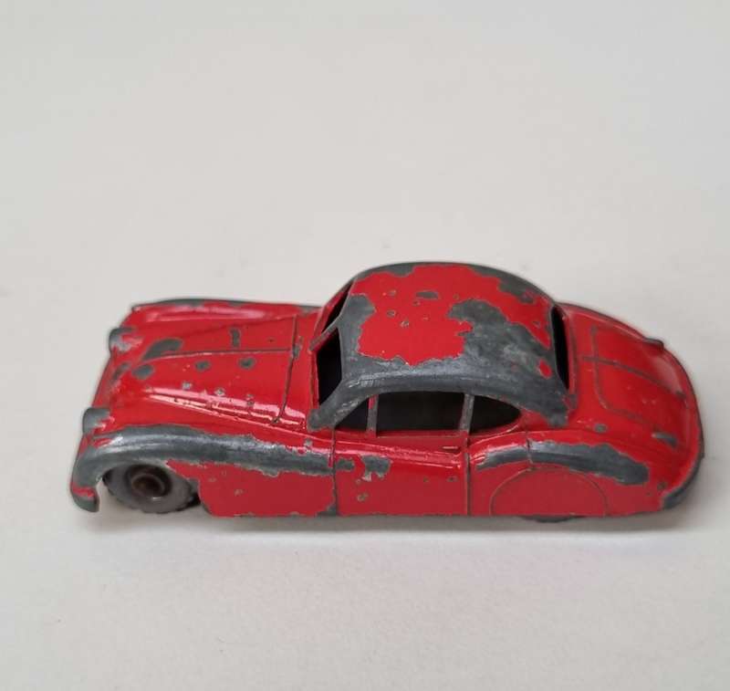 Matchbox Lesney 32A Jaguar XK140