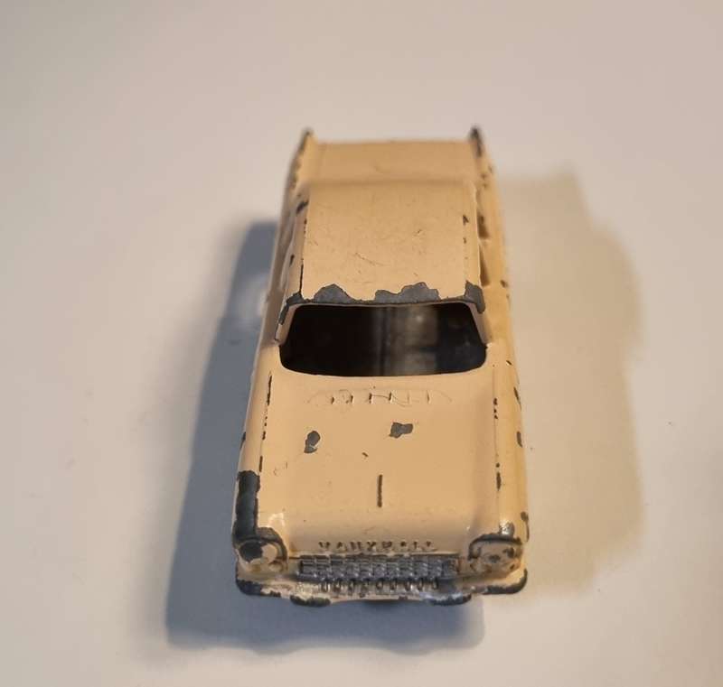 Matchbox Lesney 22b Vauxhall Cresta PA
