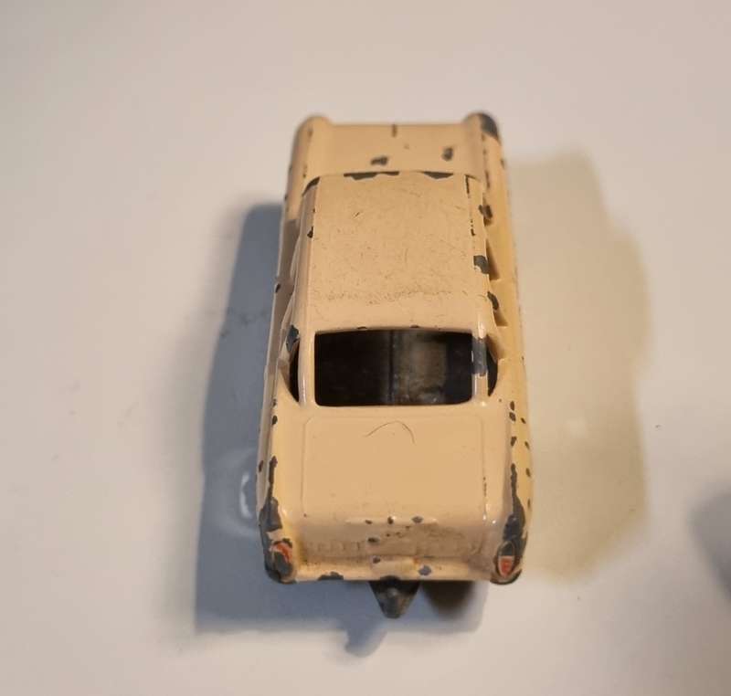 Matchbox Lesney 22b Vauxhall Cresta PA