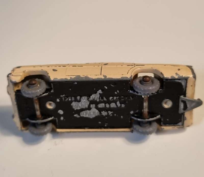 Matchbox Lesney 22b Vauxhall Cresta PA