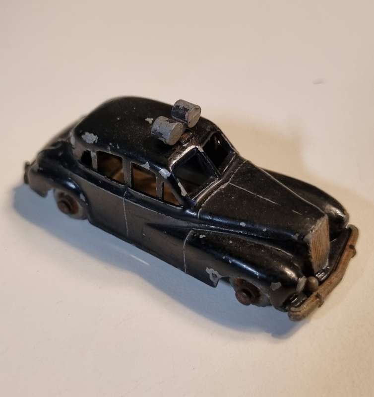 Budgie Wolseley Police Car