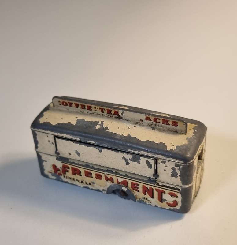 Matchbox Lesney 74A Mobile Canteen