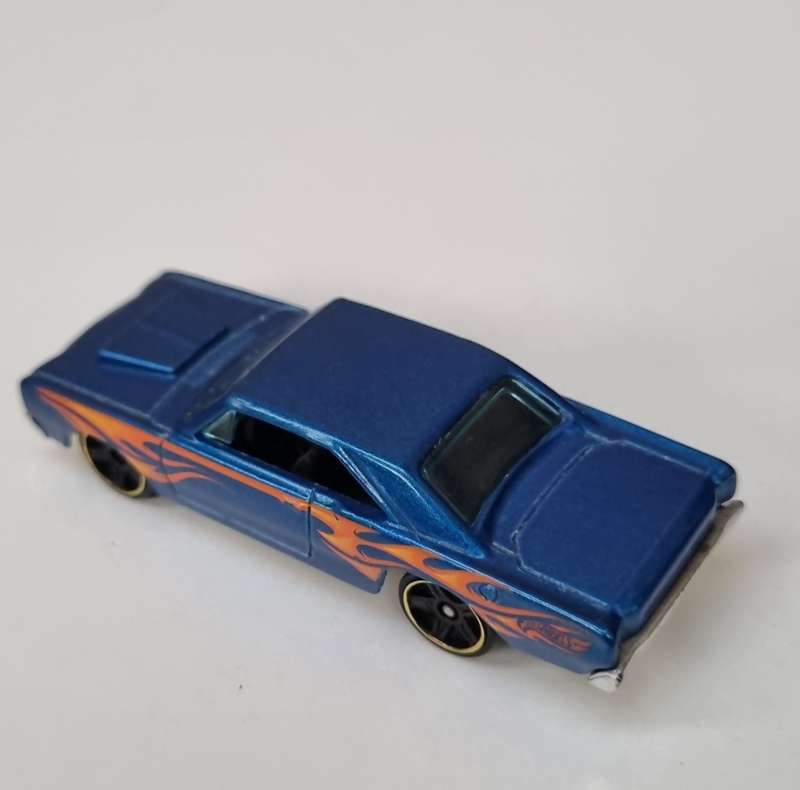 Hot Wheels 68 Dodge Dart