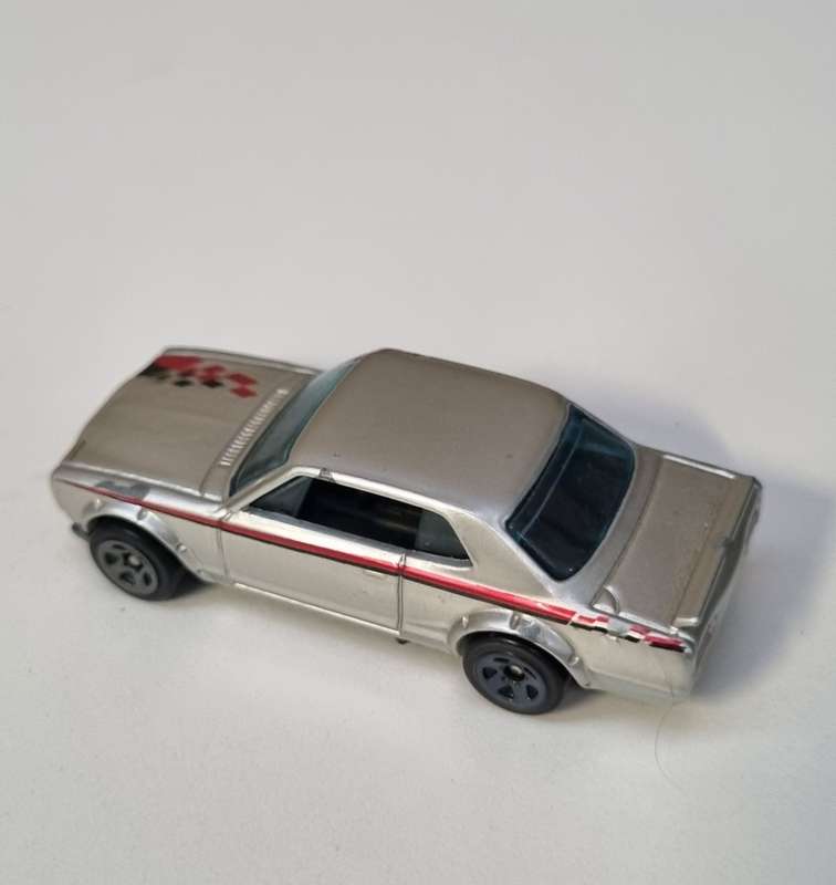 Hot Wheels Custom