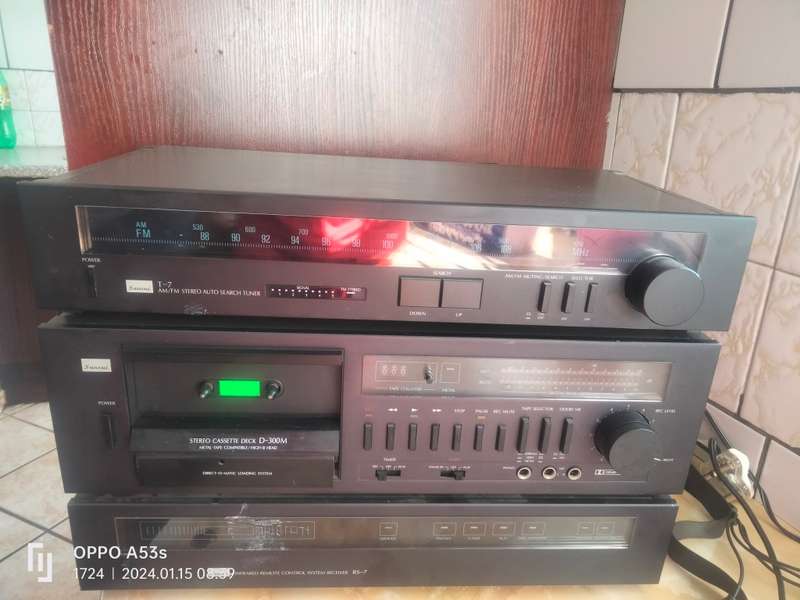 1984 Sansui Stack Music System. RS-7 remote control receiver, D-400M, T7 Tuner