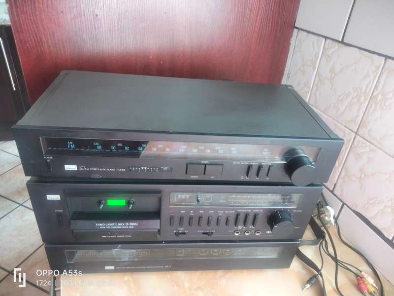 1984 Sansui Stack Music System. RS-7 remote control receiver, D-400M, T7 Tuner