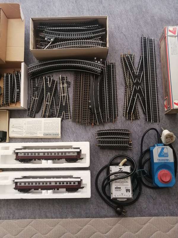 Lima model train sets