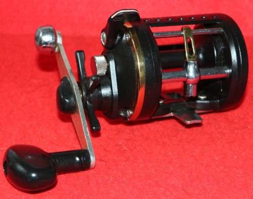 Daiwa Firewolf 27H Baitcasting levelwind reel