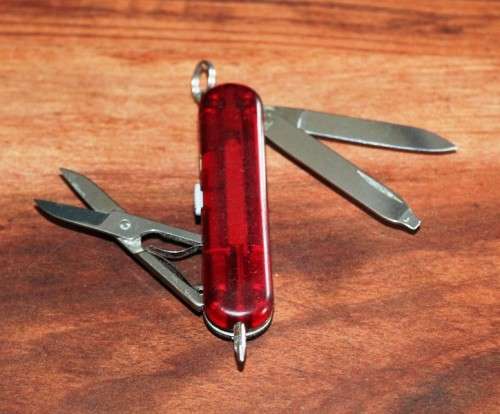 Victorinox - 58mm - Swiss Army Knife - (Signature) with Fischer Logo