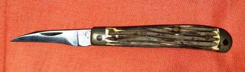Vintage Queen pocket knife with antler scales