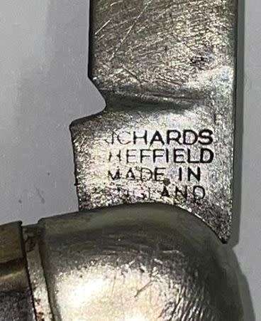 Vintage `Richards` Pen Knife - Made in Sheffield England