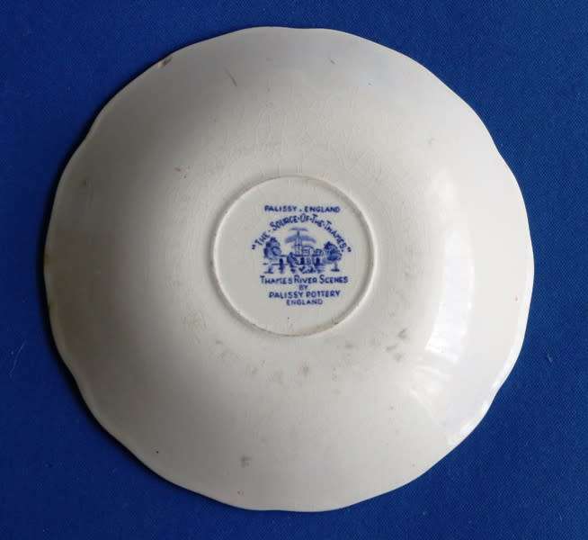 Paissy pottery England plate