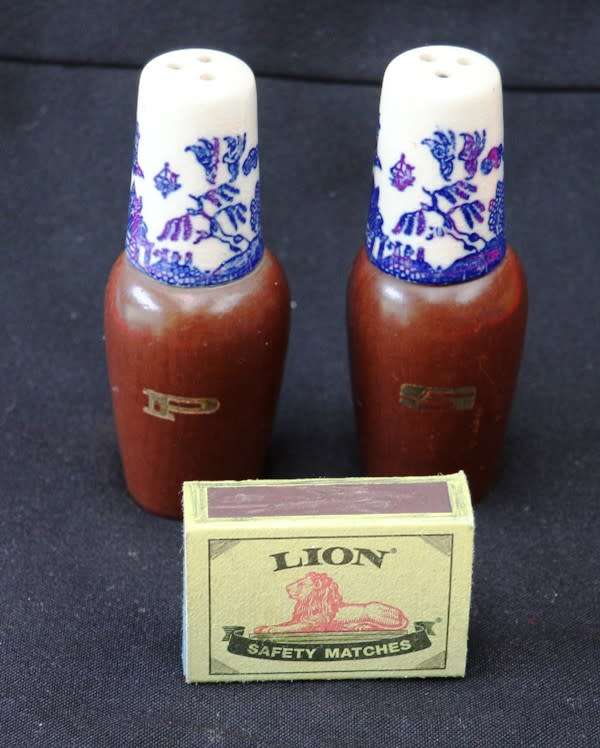 salt and pepper set